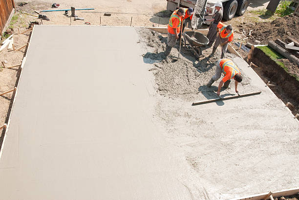 Best Affordable Concrete Contractor  in Zeeland, MI